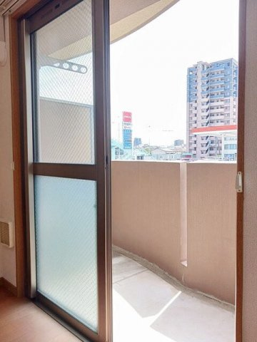 レルベ保田窪のバルコニー