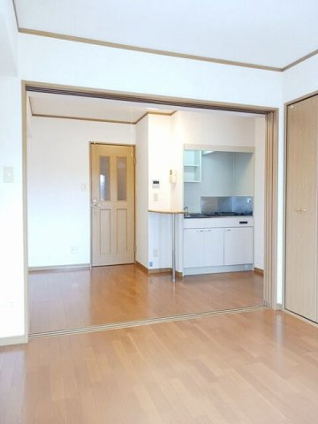 レルベ保田窪の居間