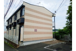 レオパレスメルク中井の外観