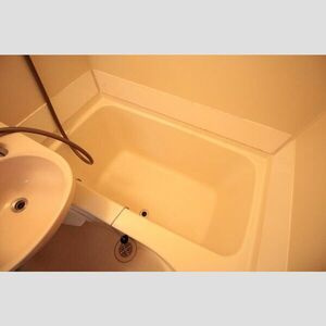 スリーウッド幕張の浴室