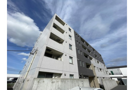 フルールRARAの外観