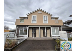 レフィナード余部の外観