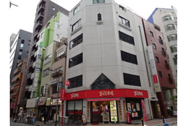 ダイワビルの外観