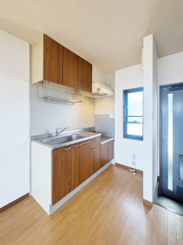 【ユーハウスＤ棟のキッチン】