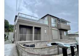 津雲台6丁目テラスハウス貸家の外観