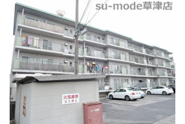 ロイヤルハイツの外観