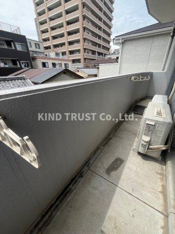 TSUSHIMAのバルコニー