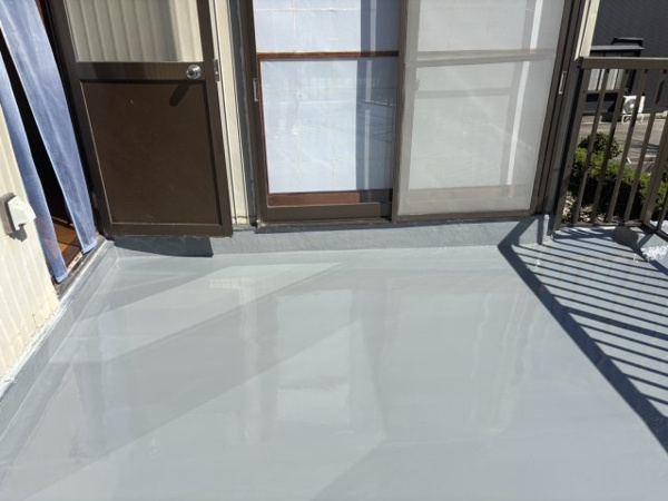 【魚津市仏田貸家のバルコニー】