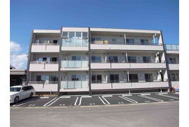 菊川市加茂のマンションの外観