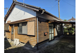 ハイテール川西の外観