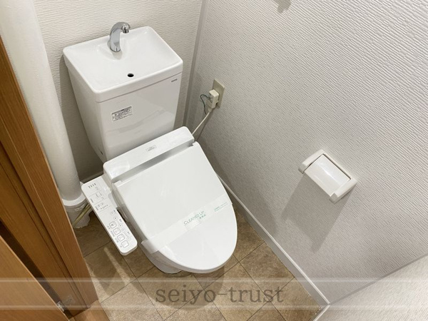 【西興ビルのトイレ】