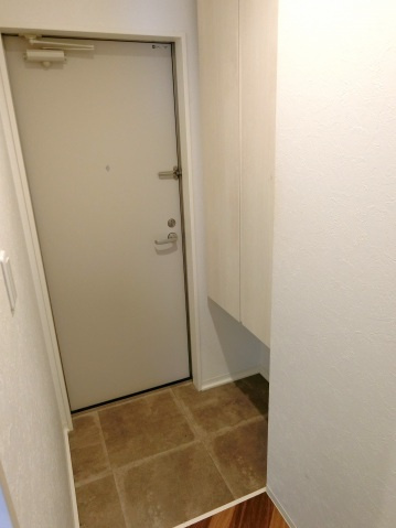 【Le Rivage 大町東の玄関】