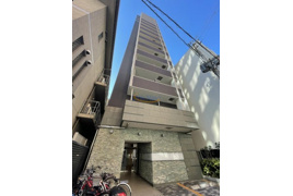 レジュールアッシュ梅田AXIAの外観