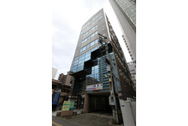 花本ビルの外観