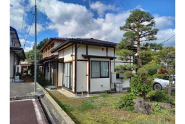 白鷹町荒砥貸家の外観