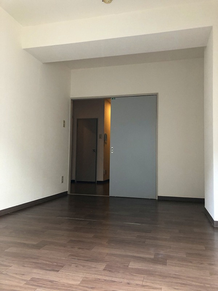 ルミエールアイたまプラーザの洋室