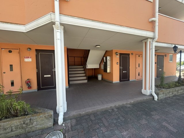 モンサンルージュのエントランス