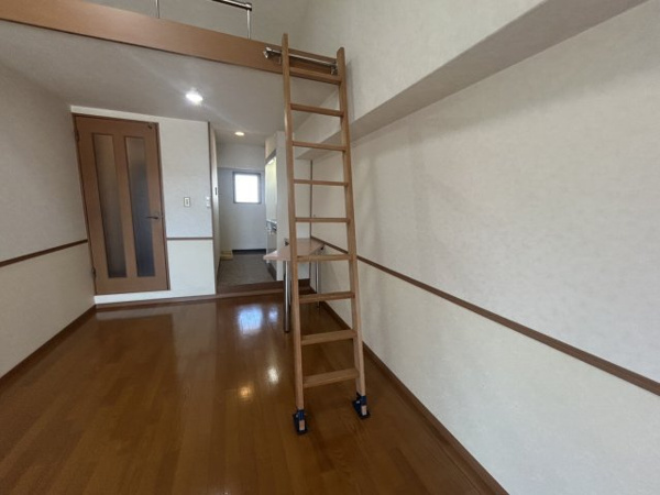 モンサンルージュの内装