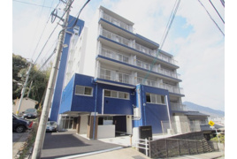 広島市安佐南区大町西のマンションの外観