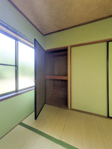 【コーポ森の収納】