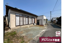 鶴田綾戸貸家の外観