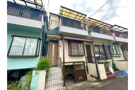 弥生町1丁目戸建の外観