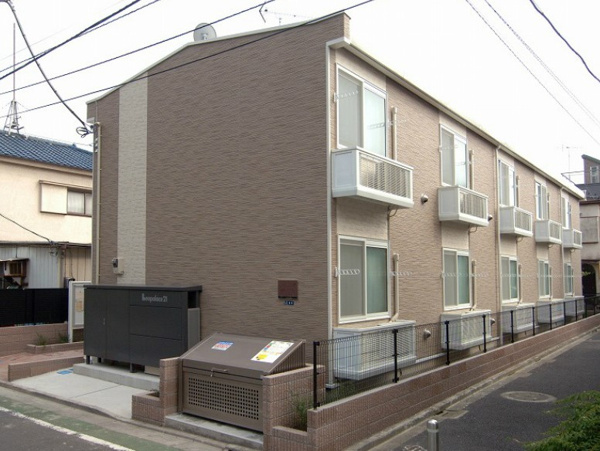 レオパレスサニースペランツィアの外観