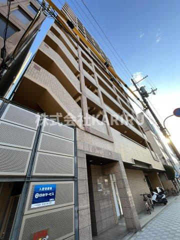 アブレスト京橋の外観