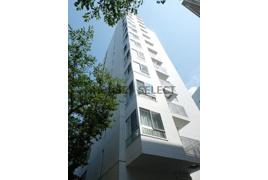 渋谷区広尾のマンションの外観