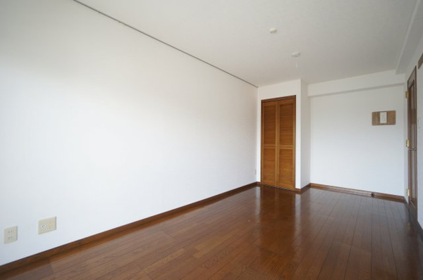 ビラ園生の寝室