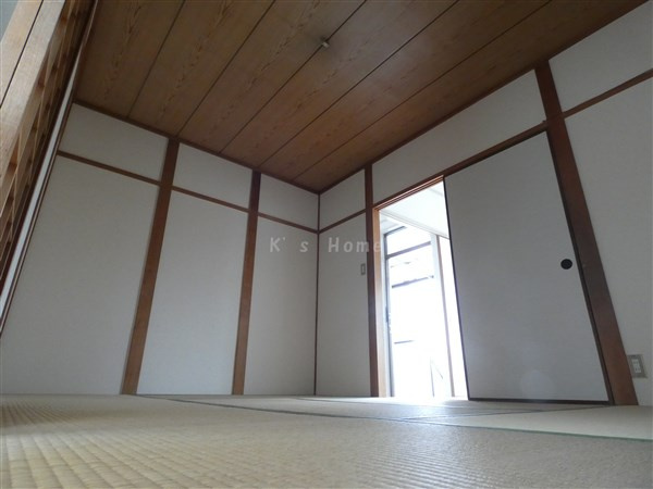 ハイツ菊水の居間