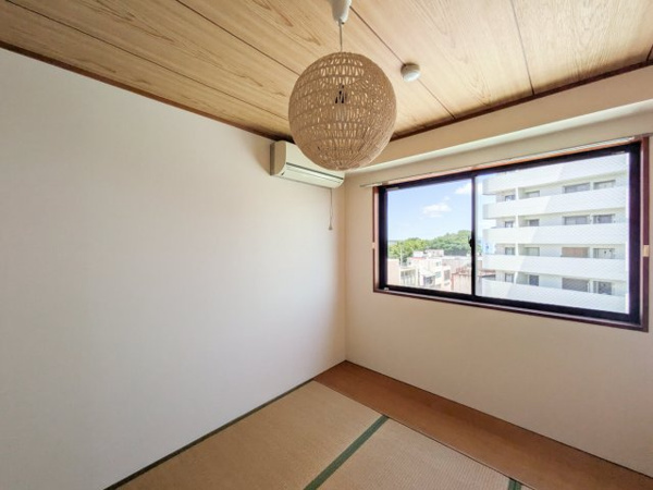 【御幸ビルの内装】