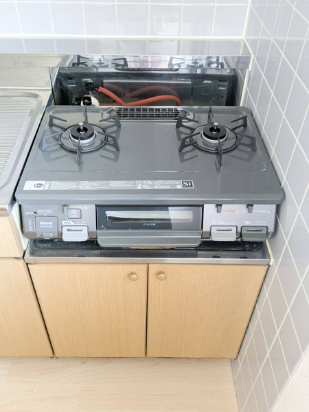 【御幸ビルのキッチン】