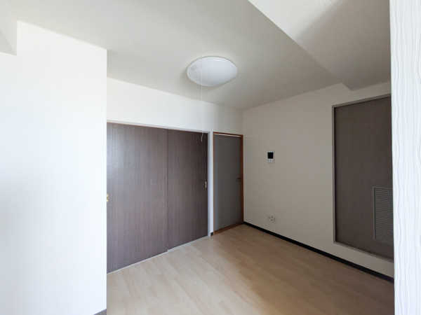 【御幸ビルの内装】