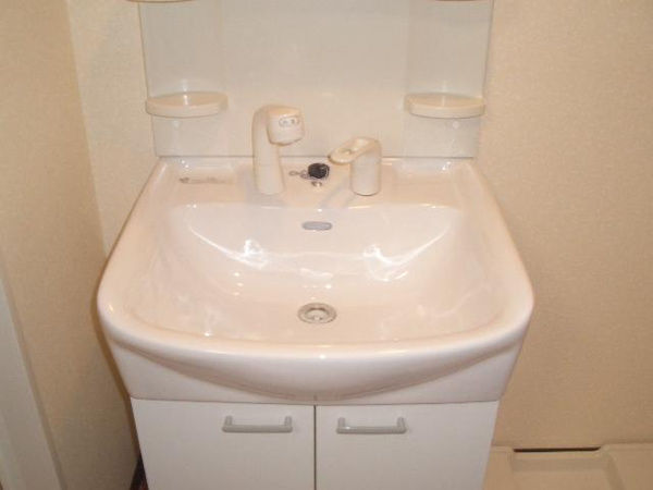 ノブパシオン北梅田の独立洗面台