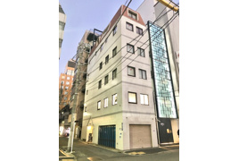 イナホビルの外観