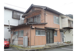 松柏貸家の外観