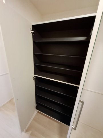 【グランヴィル芦屋西の収納】