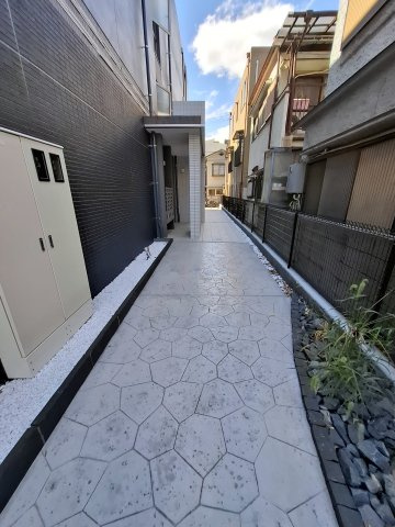 【グランヴィル芦屋西のエントランス】