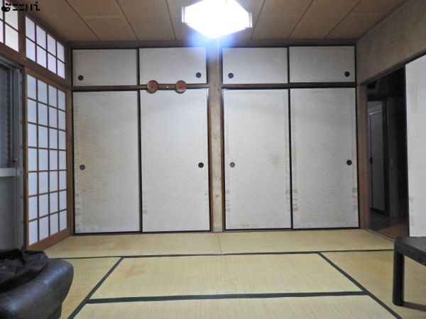 【揖保郡太子町東南／借家の和室】