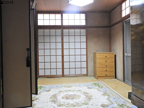 【揖保郡太子町東南／借家の和室】