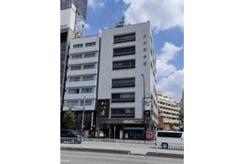 全水道会館の外観