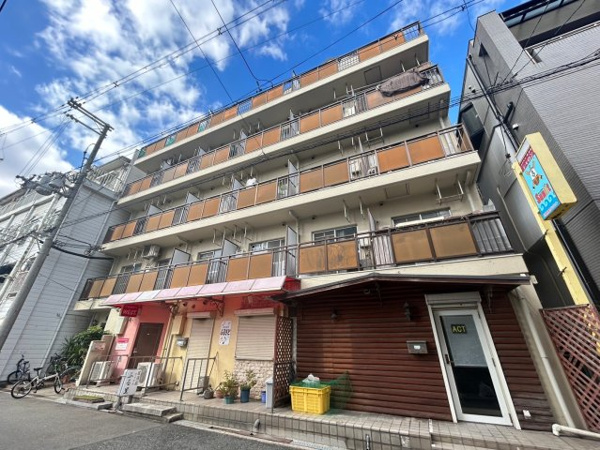 フローラ・ラポルテの外観