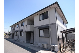 ファミールスギモトの外観