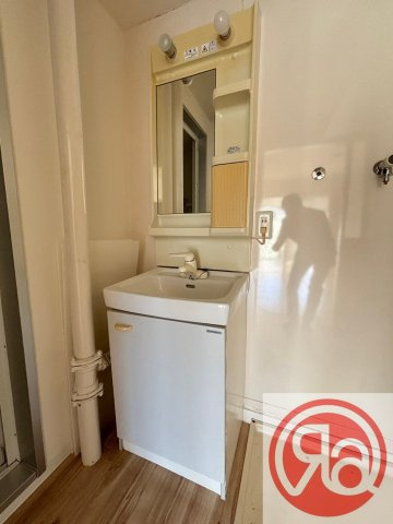 エルディ東住吉の独立洗面台