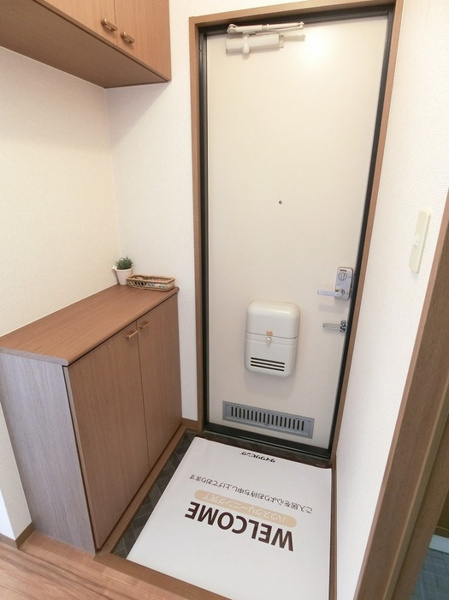 【セゾン高取北の玄関】