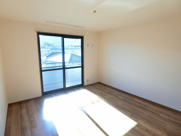 【セゾン高取北の寝室】