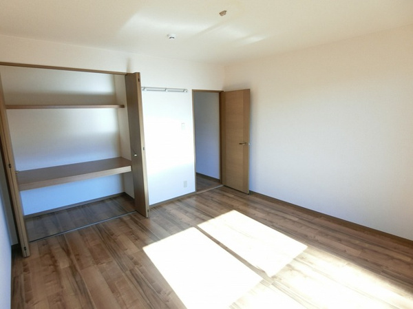 【セゾン高取北の内装】