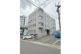 新東名ビルの外観