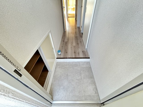 【森コーポラスの玄関】